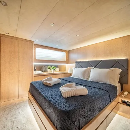M/y Opera 보트호텔 *