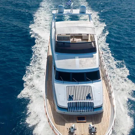보트호텔 M/y Opera